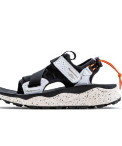 FM30017_BLACK_WHITE